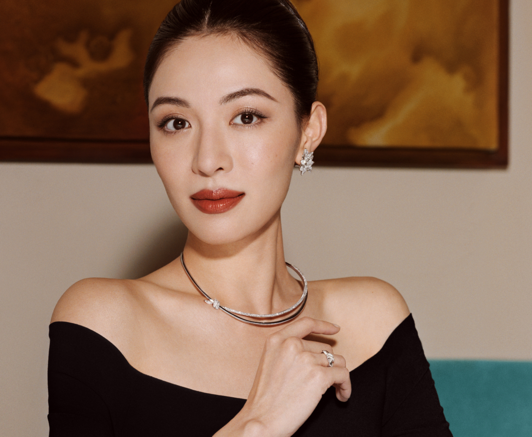 Tiffany & Co. 2023 Holiday Campaign Starring China Brand Ambassador Elaine Zhong Photo Credit: Tiffany & Co.